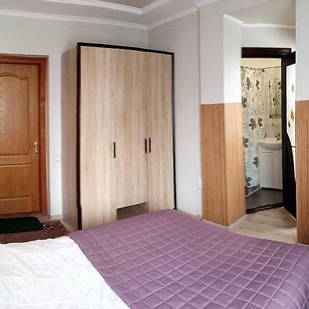 Сонячна Hotel Truskaveț Exterior foto