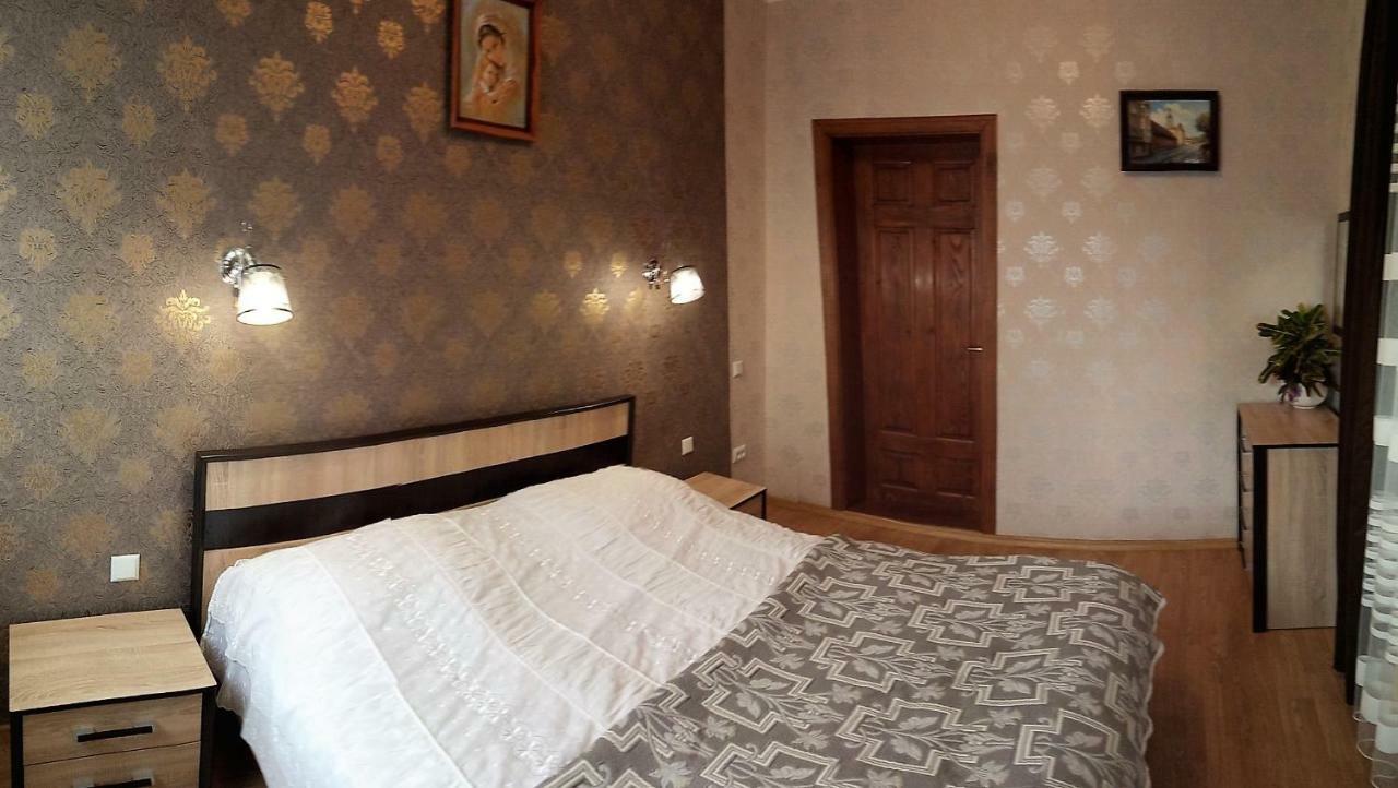 Сонячна Hotel Truskaveț Exterior foto